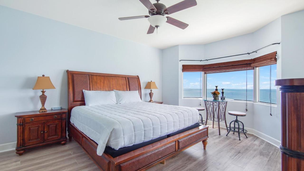 Beachfront Spacious Renovated Condo - Pools, Hot Hub, Spa - Walk To Pier Park In Pcb Panama City Beach Exteriör bild